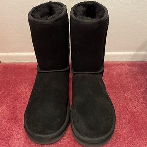 Kookaburra by Ugg black boots